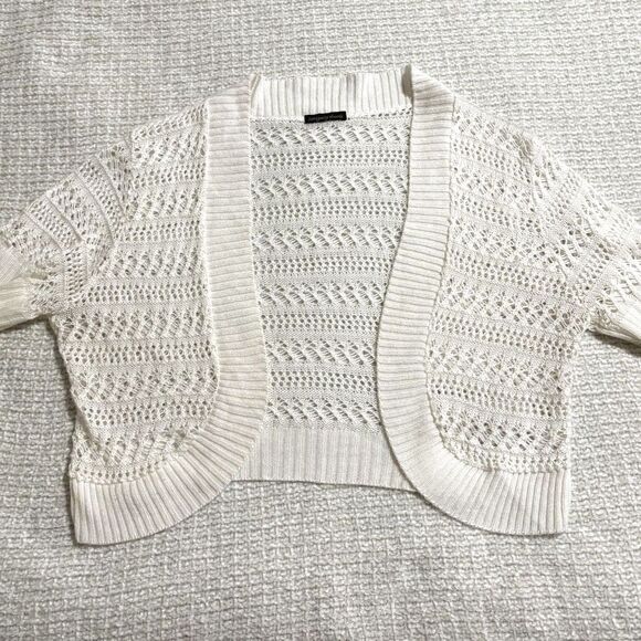 Intriguing Threads Cream Open Knit Boho Crochet Cardigan M/L Summer Layer - Picture 6 of 7